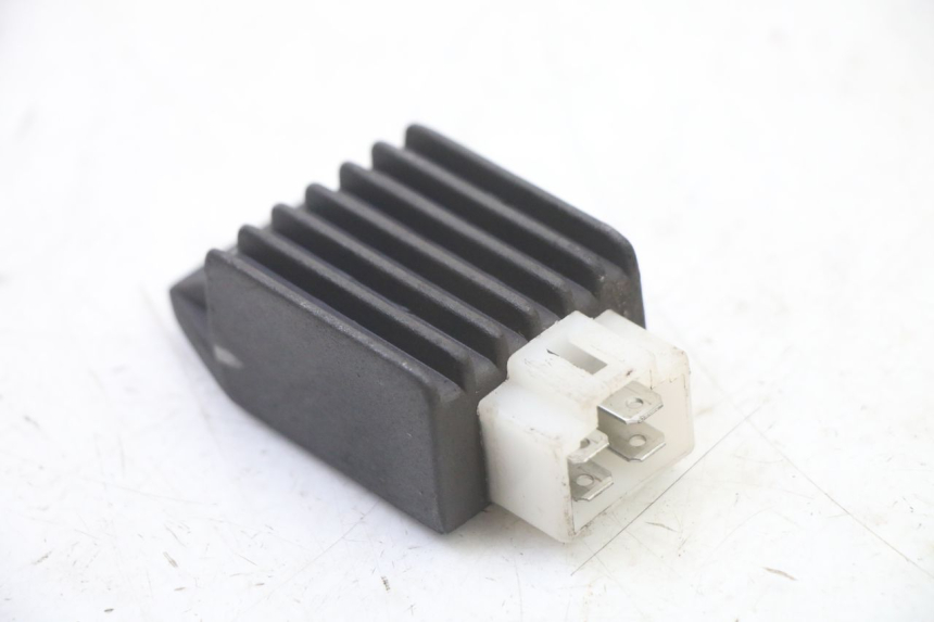 photo de REGOLATORE DI CARICA PEUGEOT VIVACITY NEW 2T 50 (2008 - 2017)