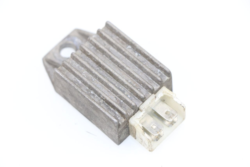 photo de REGOLATORE DI CARICA PEUGEOT VIVACITY NEW 2T 50 (2008 - 2017)