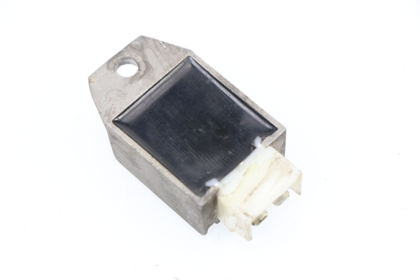 photo de REGOLATORE DI CARICA PEUGEOT VIVACITY NEW 2T 50 (2008 - 2017)