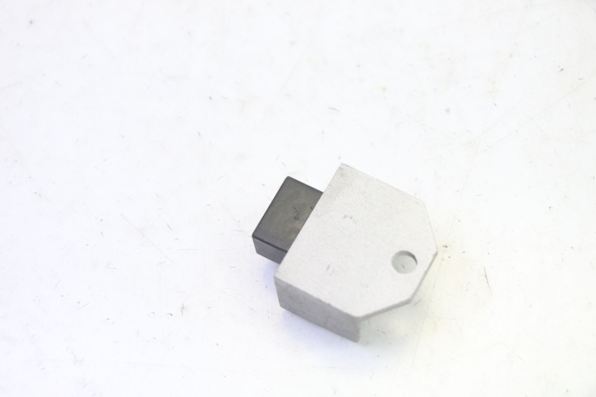 photo de REGOLATORE DI CARICA PEUGEOT VIVACITY NEW 4T 50 (2008 - 2017)