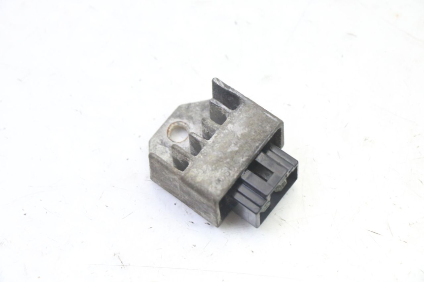 photo de REGOLATORE DI CARICA PEUGEOT VIVACITY 50 (2004 - 2009)