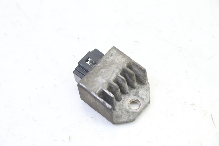 photo de REGOLATORE DI CARICA PEUGEOT VIVACITY 50 (2004 - 2009)