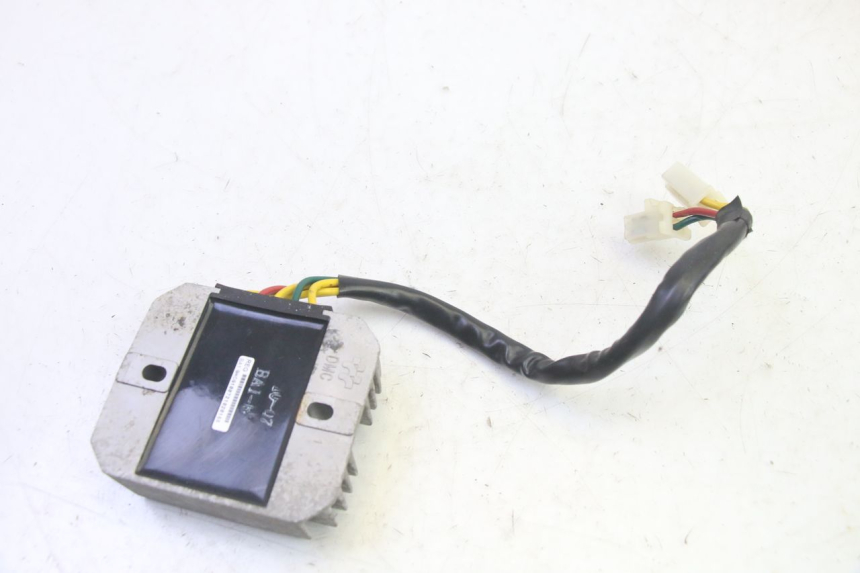 photo de REGOLATORE DAELIM VJ ROADWIN FI 125 (2008 - 2017) - Altra angolazione