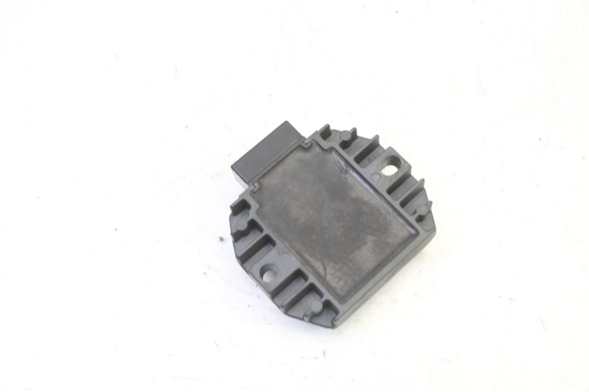 photo de Regolatore di carica MBK WAAP 125 (2008 - 2013)