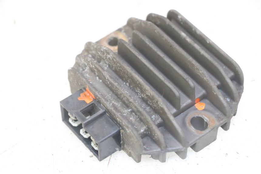 photo de REGOLATORE DI CARICA YAMAHA X-MAX XMAX 125 (2010 - 2014)