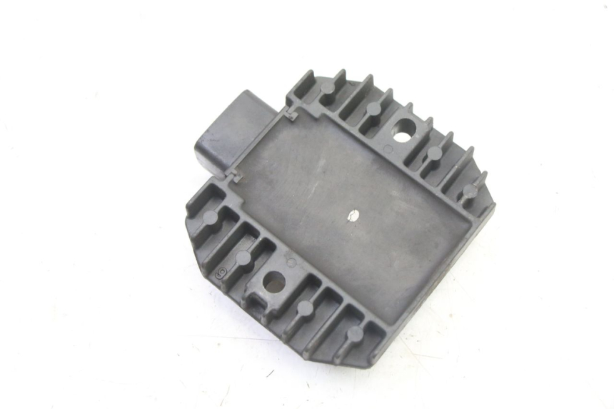 photo de REGOLATORE DI CARICA YAMAHA XMAX X-MAX 125 (2006 - 2009)