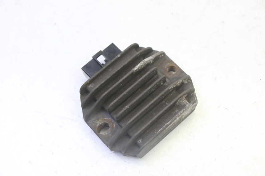 photo de REGOLATORE DI CARICA YAMAHA X-MAX XMAX 125 (2010 - 2014)