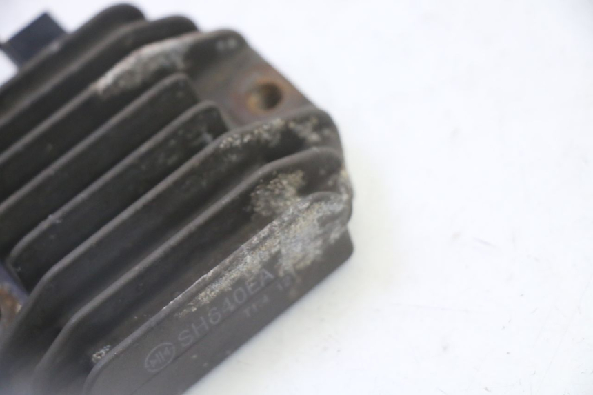 photo de REGOLATORE DI CARICA YAMAHA X-MAX XMAX 125 (2010 - 2014)