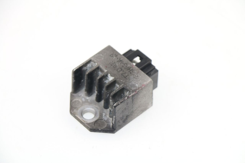 photo de REGOLATORE DI CARICA HONDA X8R 50 (1998 - 2003)