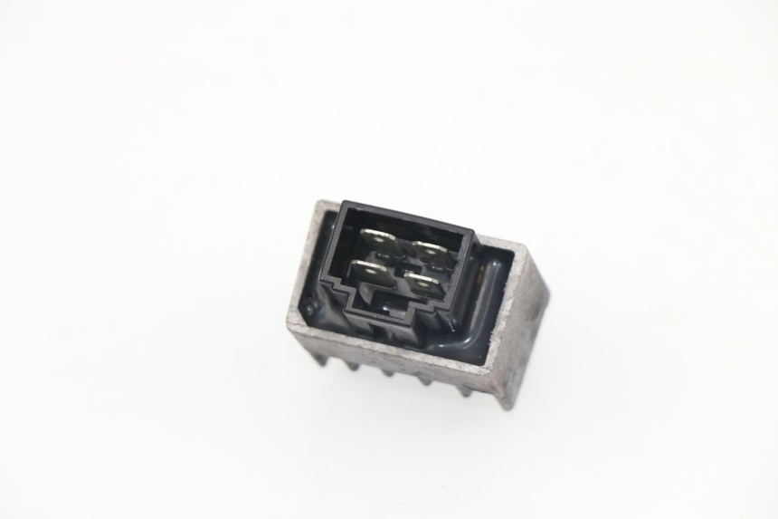 photo de REGOLATORE DI CARICA HONDA X8R 50 (1998 - 2003)
