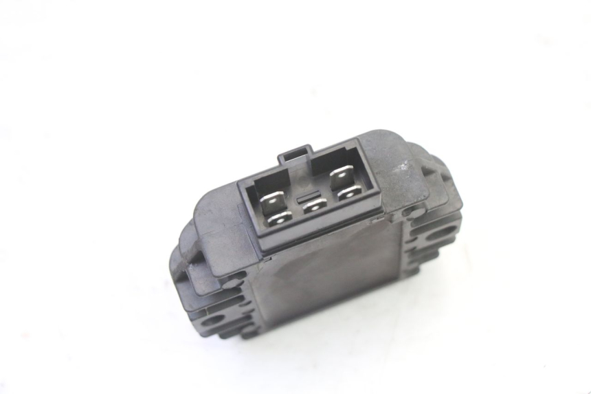 photo de REGOLATORE DI CARICA PIAGGIO X9 EVOLUTION 125 (2003 - 2007)