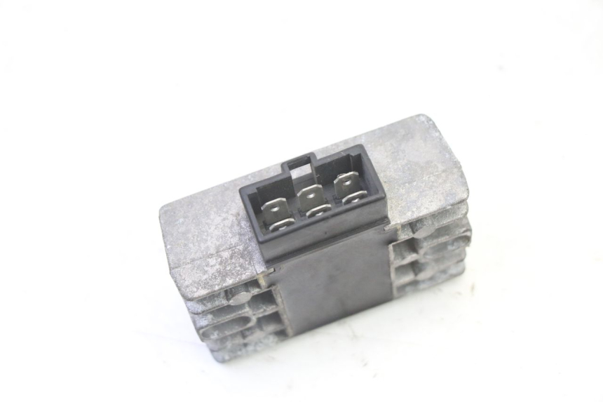 photo de REGOLATORE DI CARICA PIAGGIO X9 EVOLUTION 125 (2003 - 2007)