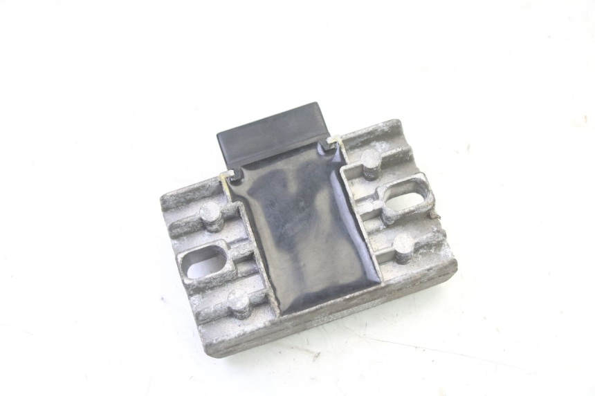 photo de REGOLATORE DI CARICA PIAGGIO X9 EVOLUTION 125 (2003 - 2007)