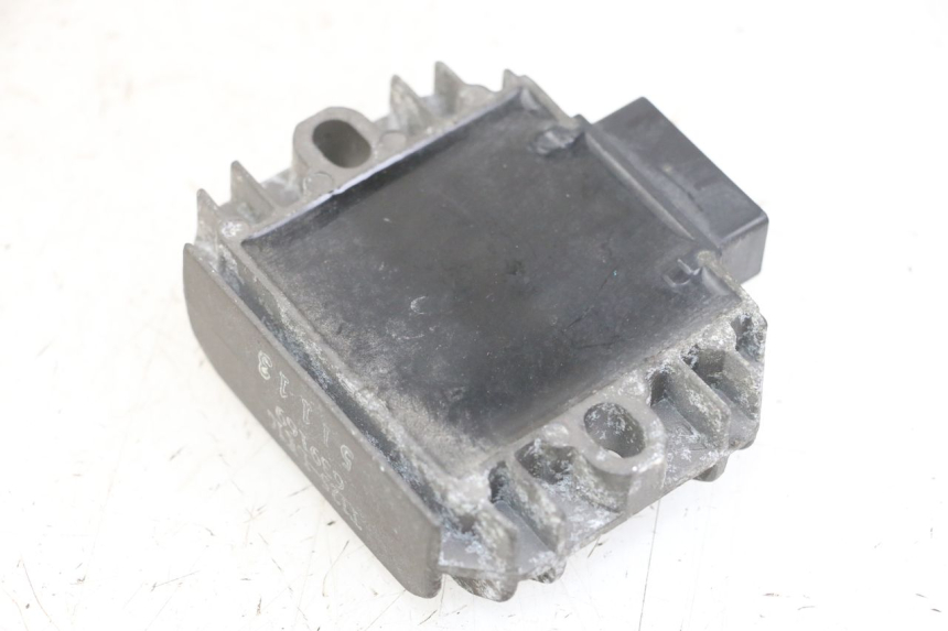 photo de REGOLATORE DI CARICA PIAGGIO XEVO - X EVO 125 (2007 - 2016) - Dettaglio del componente