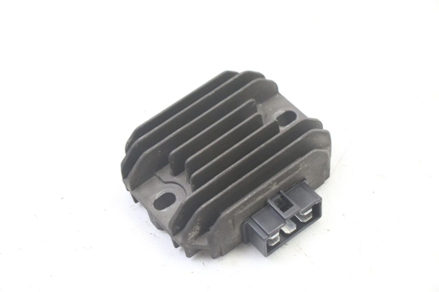photo de REGOLATORE DI CARICA PIAGGIO XEVO - X EVO 125 (2007 - 2016)
