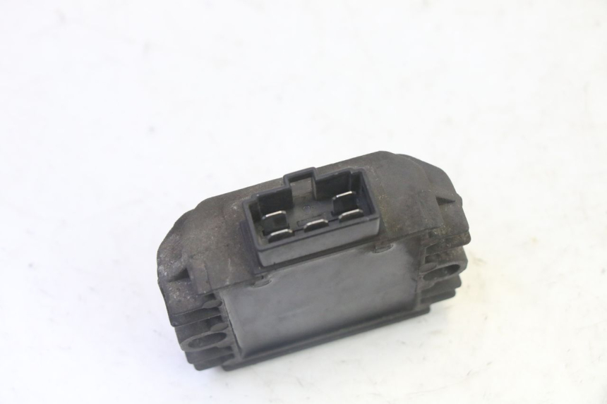 photo de REGOLATORE DI CARICA PIAGGIO XEVO - X EVO 125 (2007 - 2016)