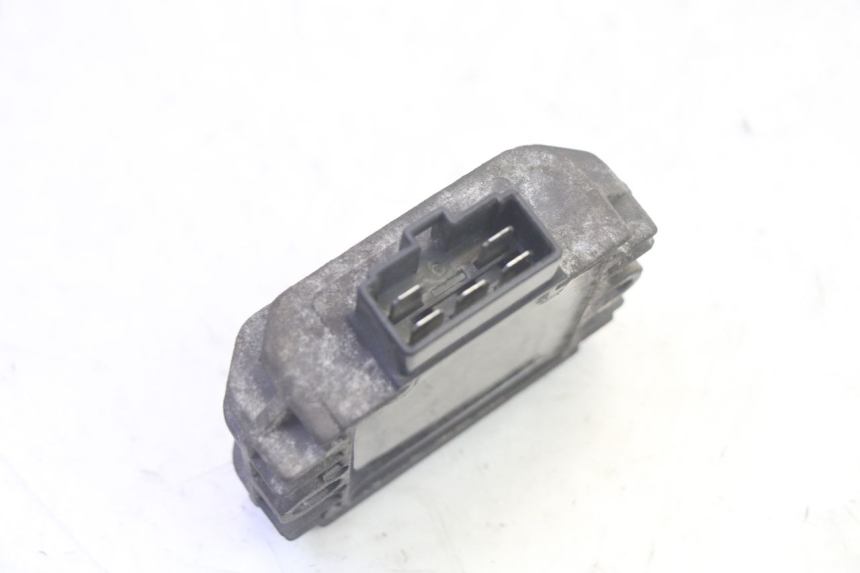 photo de REGOLATORE DI CARICA PIAGGIO XEVO - X EVO 125 (2007 - 2016) - Zoom sullo stato d'uso