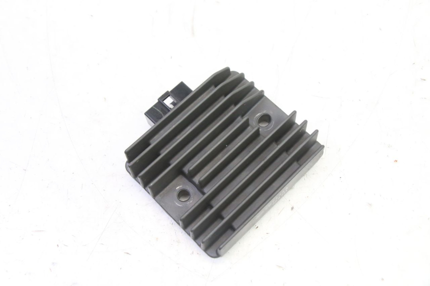 photo de REGOLATORE YAMAHA XJ6 ABS 600 (2008 - 2016)