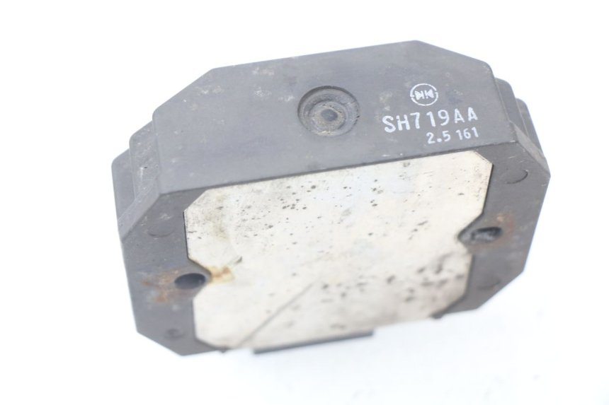 photo de REGOLATORE DI CARICA YAMAHA XP T-MAX TMAX ABS 530 (2012 - 2015)