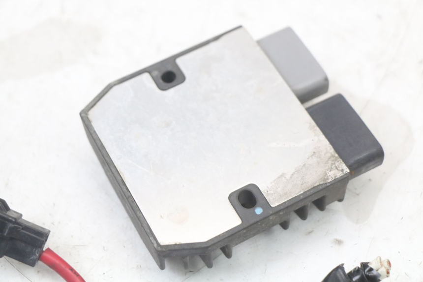 photo de REGOLATORE DI CARICA YAMAHA FJR ABS 1300 (2006 - 2012)