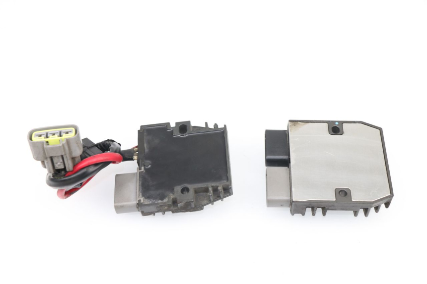 photo de REGOLATORE DI CARICA YAMAHA FJR ABS 1300 (2006 - 2012)