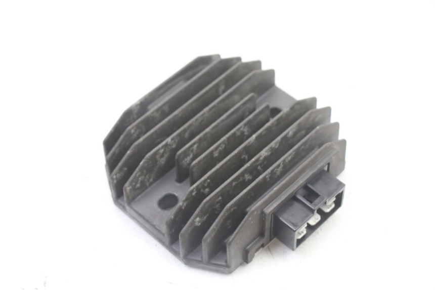 photo de REGOLATORE YAMAHA FZ6 FAZER S2 600 (2007 - 2011)