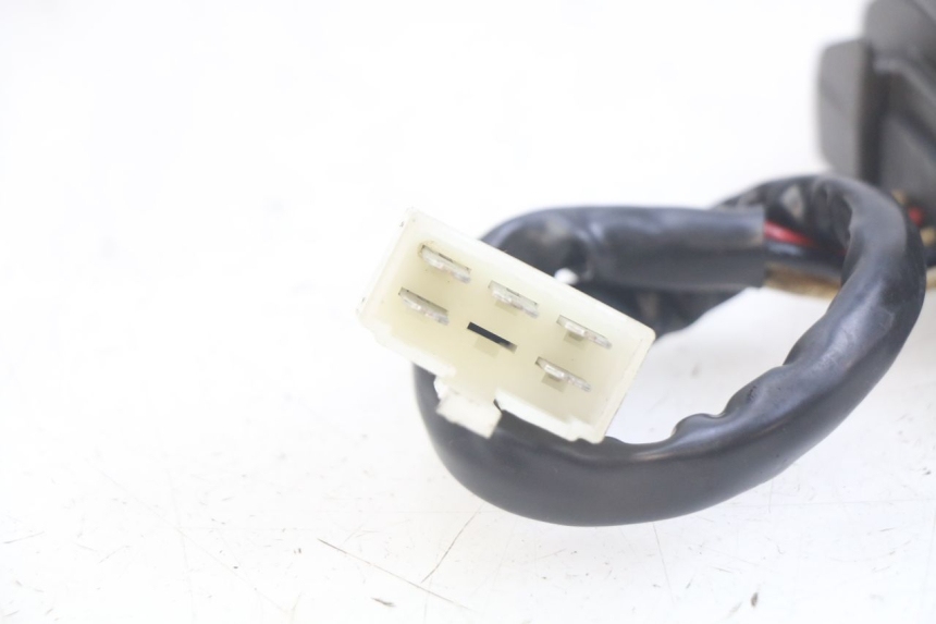 photo de REGOLATORE DI CARICA YAMAHA FZS FAZER 600 (1998 - 2001)