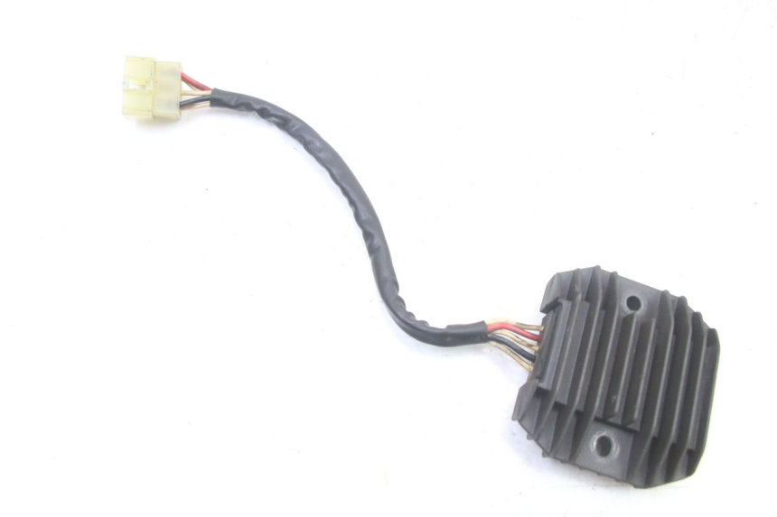 photo de REGOLATORE DI CARICA YAMAHA FZS FAZER 600 (2001 - 2003)