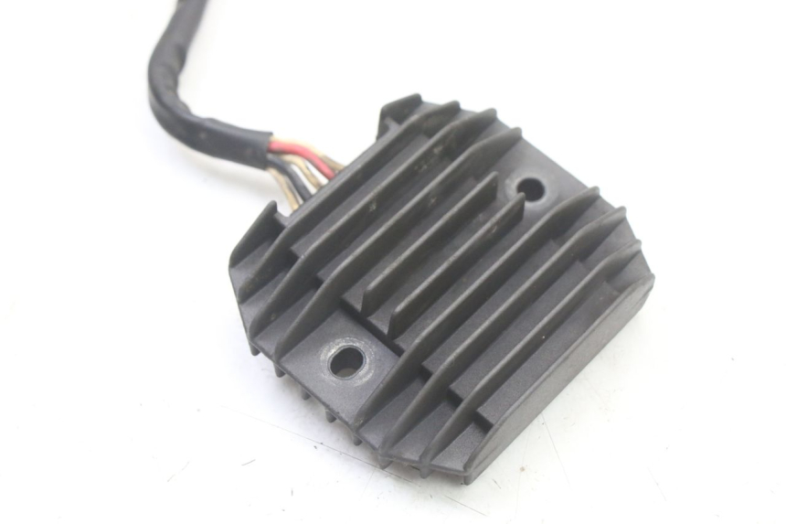 photo de REGOLATORE DI CARICA YAMAHA FZS FAZER 600 (2001 - 2003)