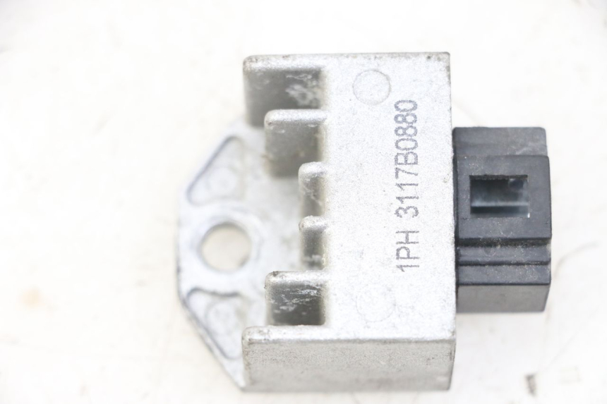 photo de REGOLATORE YAMAHA NEO'S NEOS 2T EASY 50 (2013 - 2016)