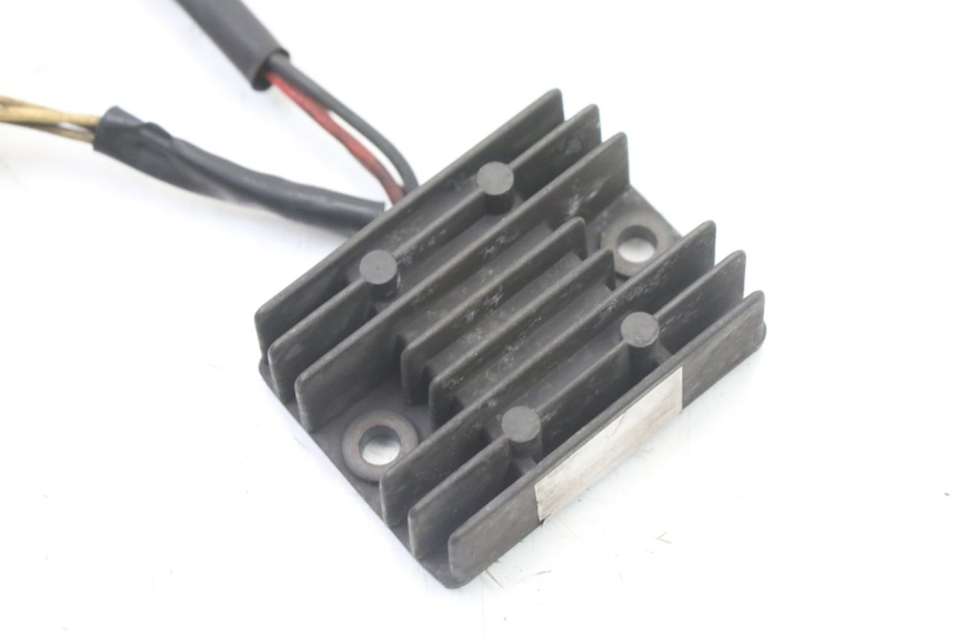 photo de REGOLATORE DI CARICA YAMAHA SR 125 (1982 - 2003)