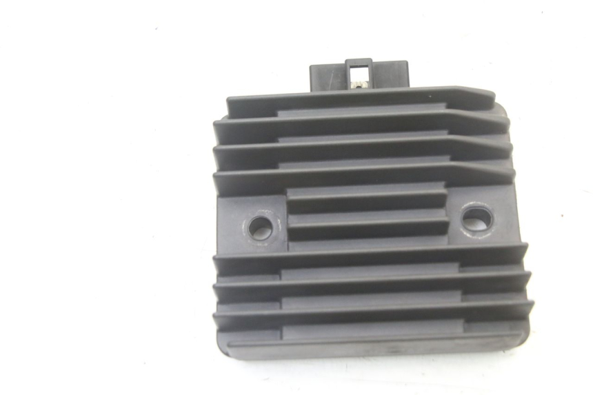 photo de REGOLATORE YAMAHA XJ6 ABS 600 (2008 - 2016)