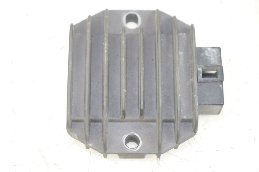 photo de REGOLATORE YAMAHA XJN DIVERSION 600 (2000 - 2003)