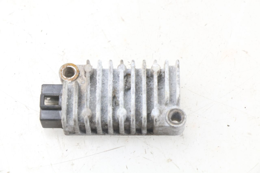photo de REGOLATORE DI CARICA YAMAHA XJN XJ N DIVERSION 600 (1994 - 1997)