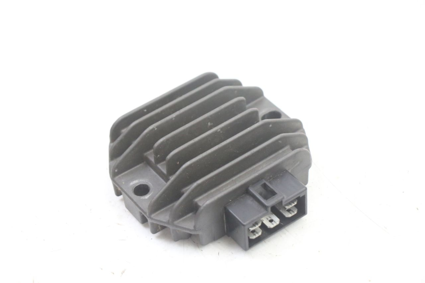photo de REGOLATORE DI CARICA YAMAHA YP MAJESTY 125 (2007 - 2010)