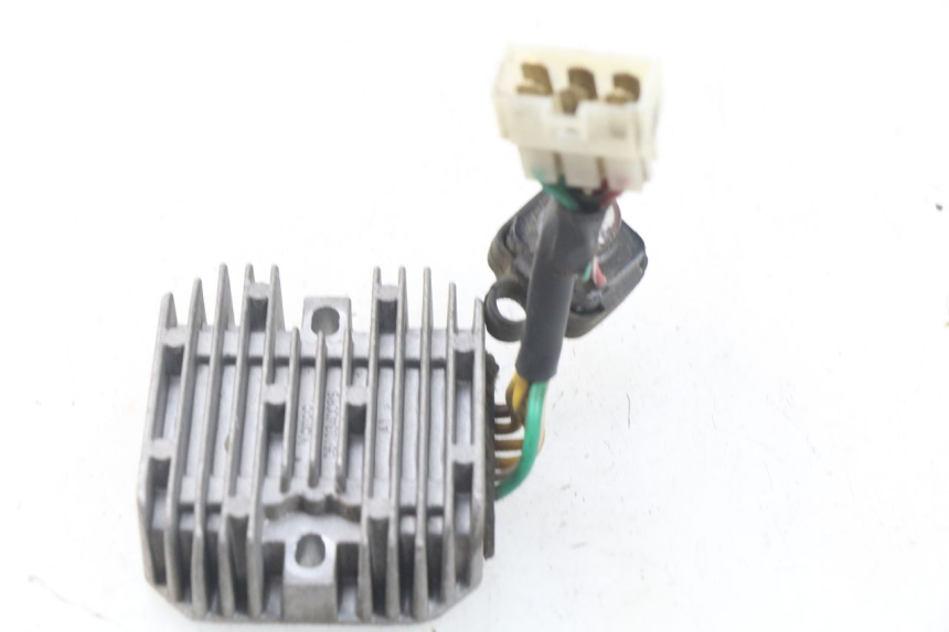 photo de REGOLATORE DI CARICA PIAGGIO ZIP 4T 50 (2018 - 2020)