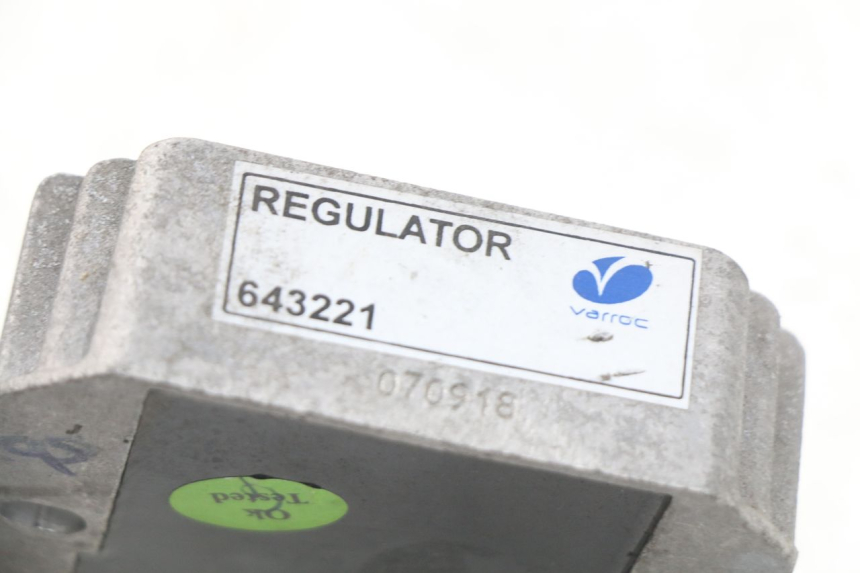 photo de REGOLATORE DI CARICA PIAGGIO ZIP 4T 50 (2018 - 2020)