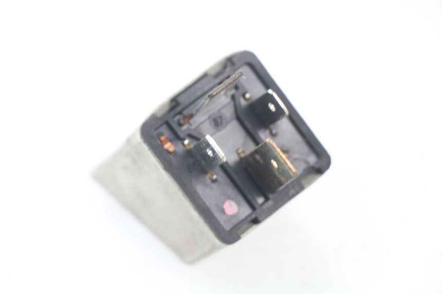 photo de Relè di avviamento PIAGGIO BEVERLY 125 (1998 - 2005)