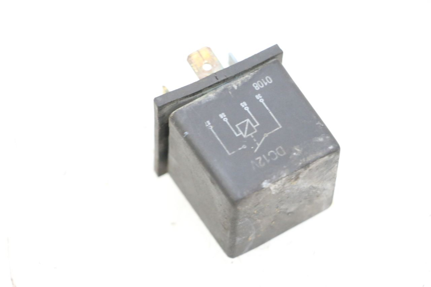 photo de RELE' AVVIAMENTO MBK BOOSTER SPIRIT 50 (2004 - 2017) - Zoom sullo stato d'uso