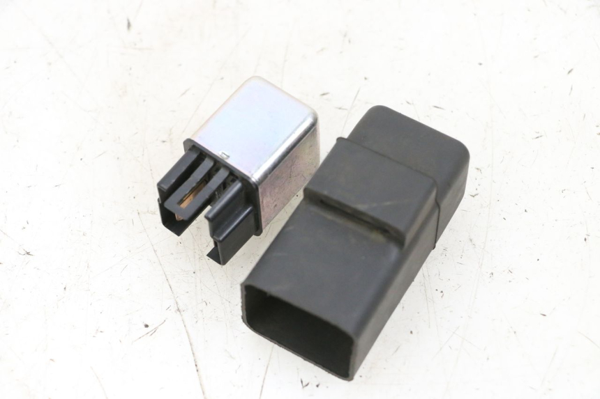 photo de Relè di avviamento MBK FLIPPER 115 (2013 - 2017) - Altra angolazione