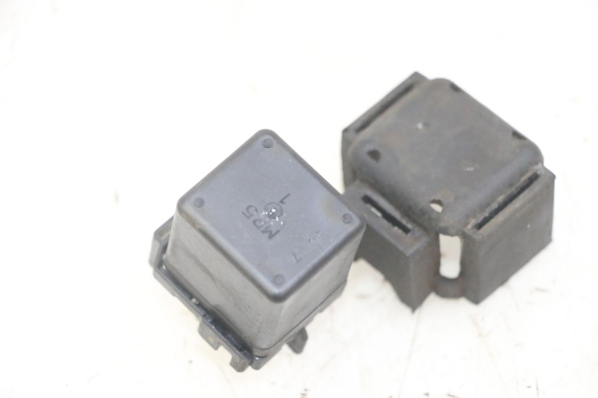 photo de RELE AVVIAMENTO HONDA FORZA ABS 300 (2013 - 2019)