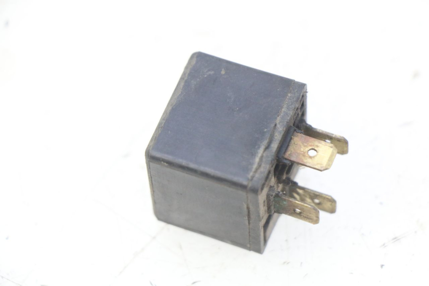 photo de RELE' AVVIAMENTO YAMAHA JOG R LC 50 (2004 - 2014)