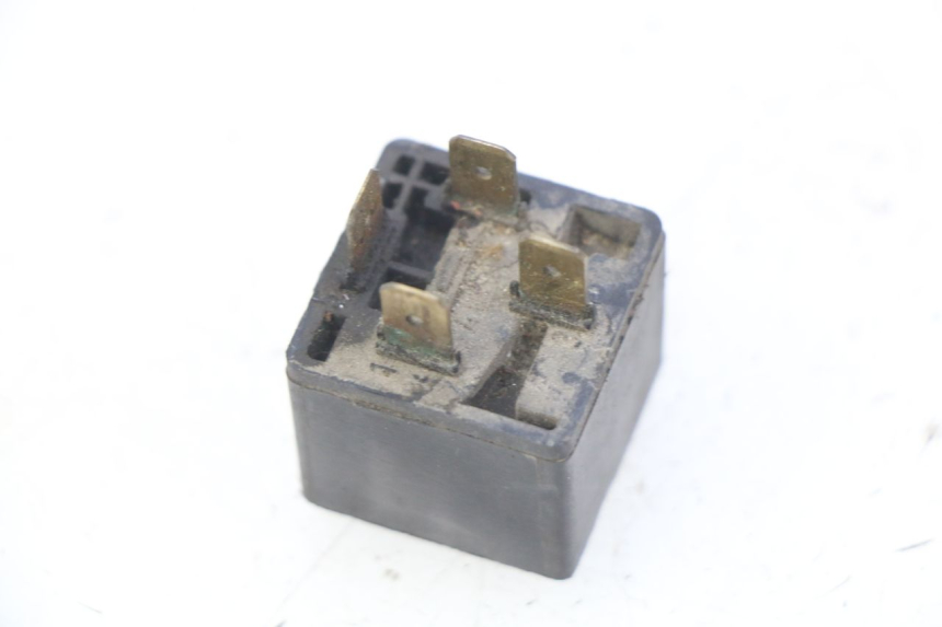 photo de RELE' AVVIAMENTO YAMAHA JOG R LC 50 (2004 - 2014)