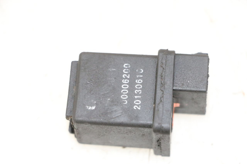 photo de RELE' AVVIAMENTO PEUGEOT KISBEE 2T 50 (2010 - 2017)