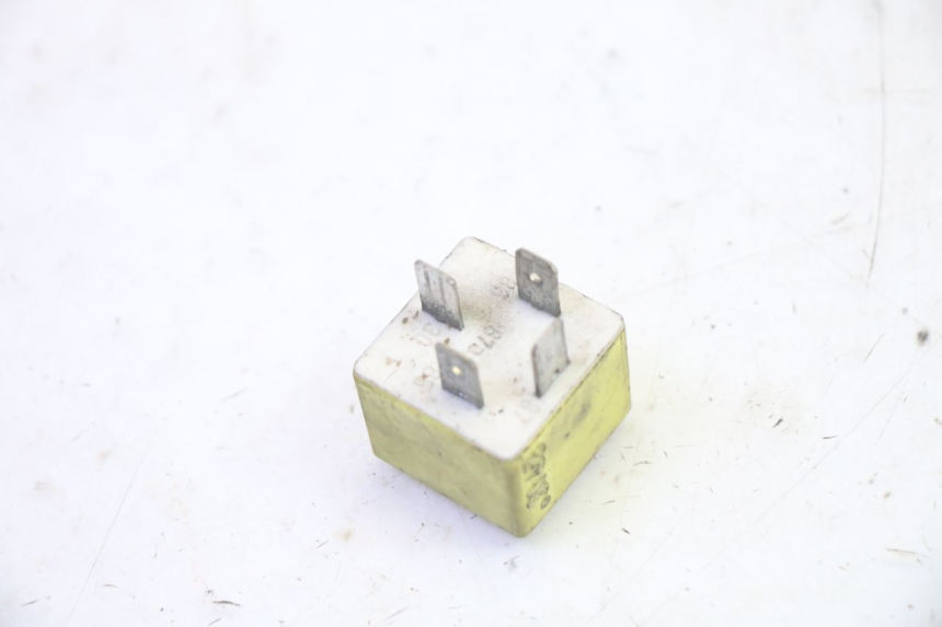 photo de RELE' AVVIAMENTO PEUGEOT LUDIX 50 (2008 - 2017) - Altra angolazione