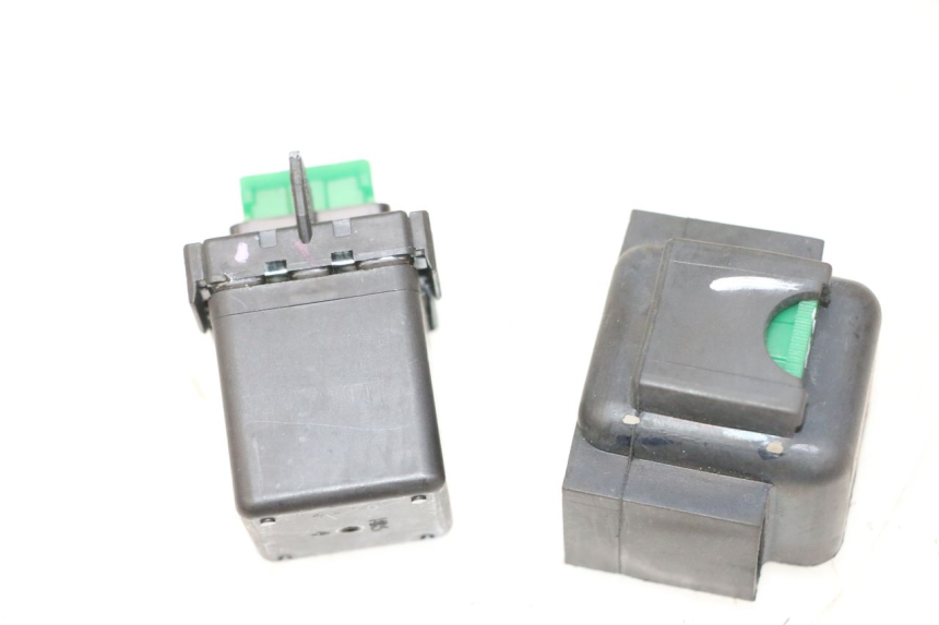 photo de RELE AVVIAMENTO PIAGGIO MP3 HPE 310 (2024 - 2025)