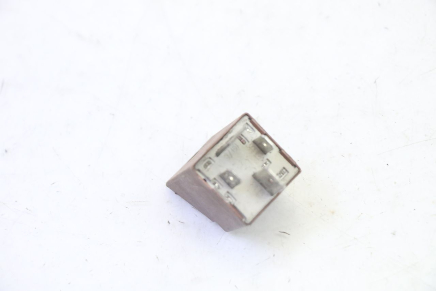 photo de RELE AVVIAMENTO PIAGGIO MP3 LT 300 (2010 - 2016) - Altra angolazione