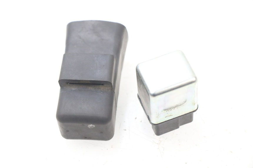 photo de RELE' AVVIAMENTO YAMAHA SLIDER NAKED 50 (2004 - 2018)