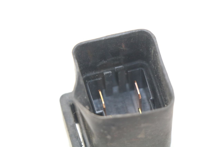 photo de RELÈ AVVIAMENTO YAMAHA SLIDER 50 (2004 - 2016) - Zoom sullo stato d'uso