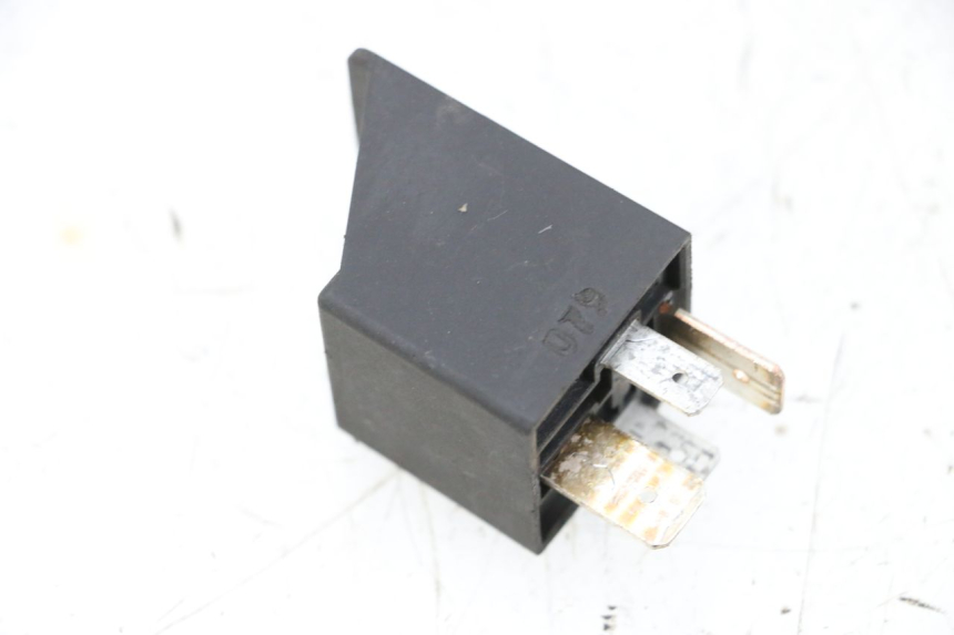 photo de RELE AVVIAMENTO PIAGGIO VESPA GTS SUPER IE 125 (2009 - 2016) - Zoom sullo stato d'uso